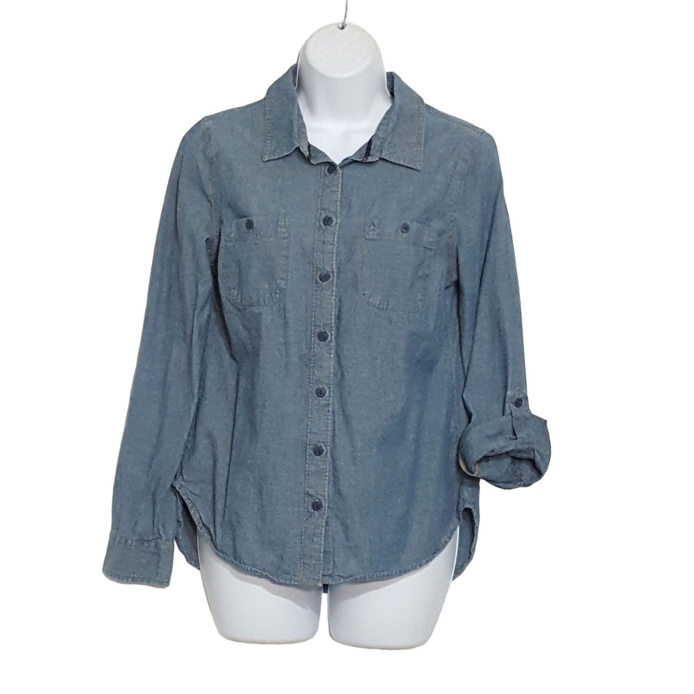 St. Johns Bay Womens Shirt S Blue Chambray Pockets Button Roll Tab Long Sleeve